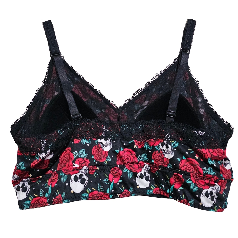 Torrid Black and Red Skull Rose Bralette size 3X - Picture 2 of 6